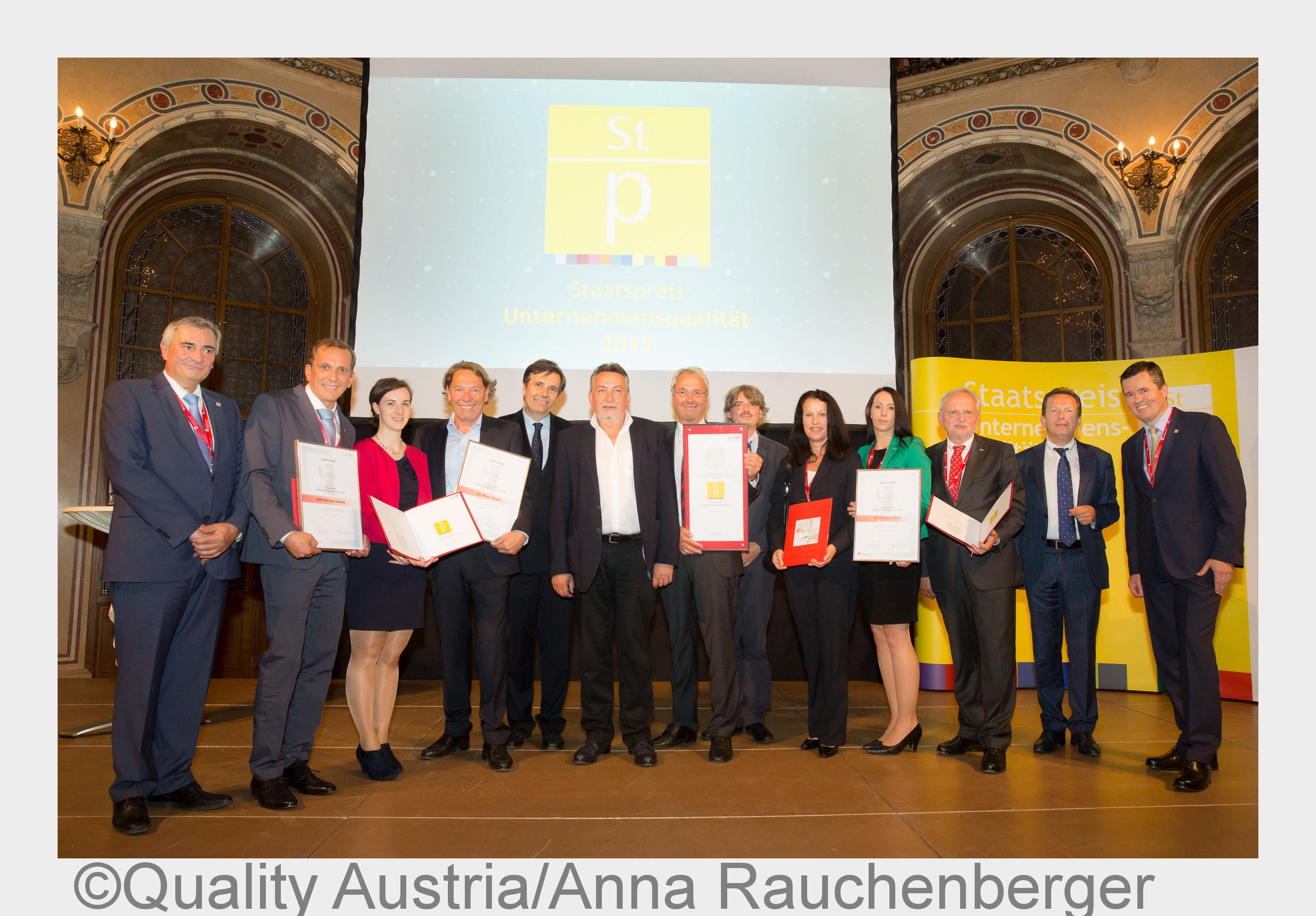 Staatspreisträger Kostwein und die weiteren Kategoriesieger WIFI Kärnten, ikp Wien, FH Campus Wien ( Staatspreisträger Kostwein und die weiteren Kategoriesieger WIFI Kärnten, ikp Wien, FH Campus Wien (