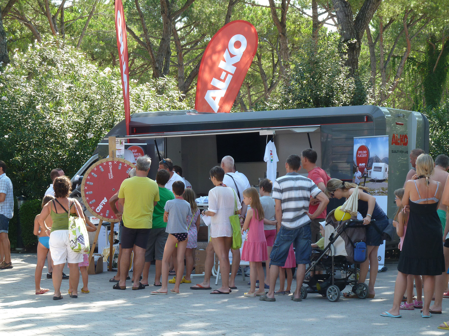 Die AL-KO-Dometic-ten-Haaft-Sommertour begeistert Camper