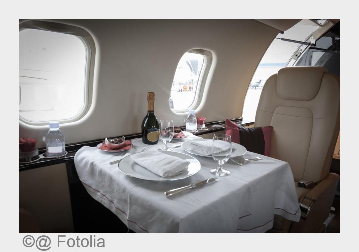First Class Luxusüber den Wolken genießen (Bildquelle: @ Fotolia) First Class Luxusüber den Wolken genießen (Bildquelle: @ Fotolia)