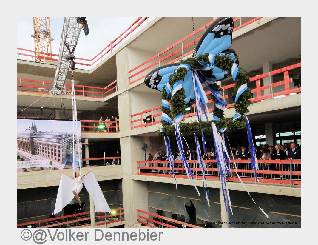 Artistisches Richtfest: Die HOCHTIEF Projektentwicklung GmbH weiht EASA-Zentrale in Köln ein (Bildqu Artistisches Richtfest: Die HOCHTIEF Projektentwicklung GmbH weiht EASA-Zentrale in Köln ein (Bildqu