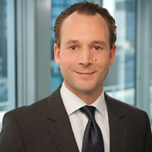 Jakob Tanzmeister von J.P. Morgan Asset Management sieht noch weiteres Potenzial für Risikoanlagen. Jakob Tanzmeister von J.P. Morgan Asset Management sieht noch weiteres Potenzial für Risikoanlagen.