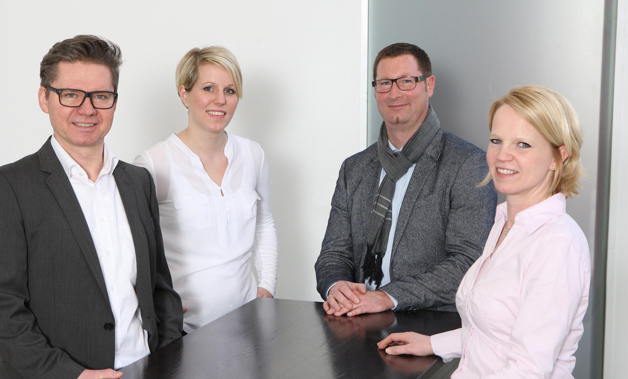 (v.l. R.Hinz, K.vonPoblotzki, S.Stockhausen, S.Trepmann) (v.l. R.Hinz, K.vonPoblotzki, S.Stockhausen, S.Trepmann)