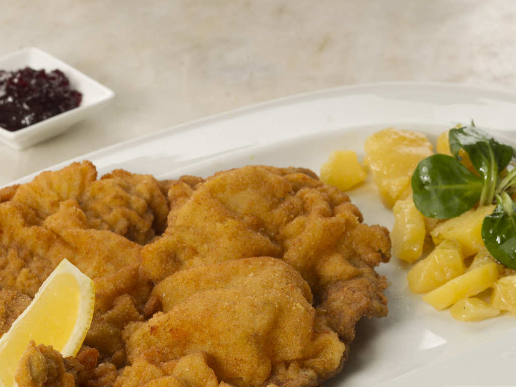Das Schitzel kann man sich ab sofort im Jolesch mit glutenfreier Panade bestellen Das Schitzel kann man sich ab sofort im Jolesch mit glutenfreier Panade bestellen