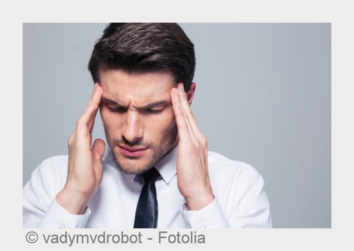 Operationsmethoden bei einem Aneurysma in der Neurochirurgie Köln / Bonn. (Bildquelle:©vadymvdrobot 