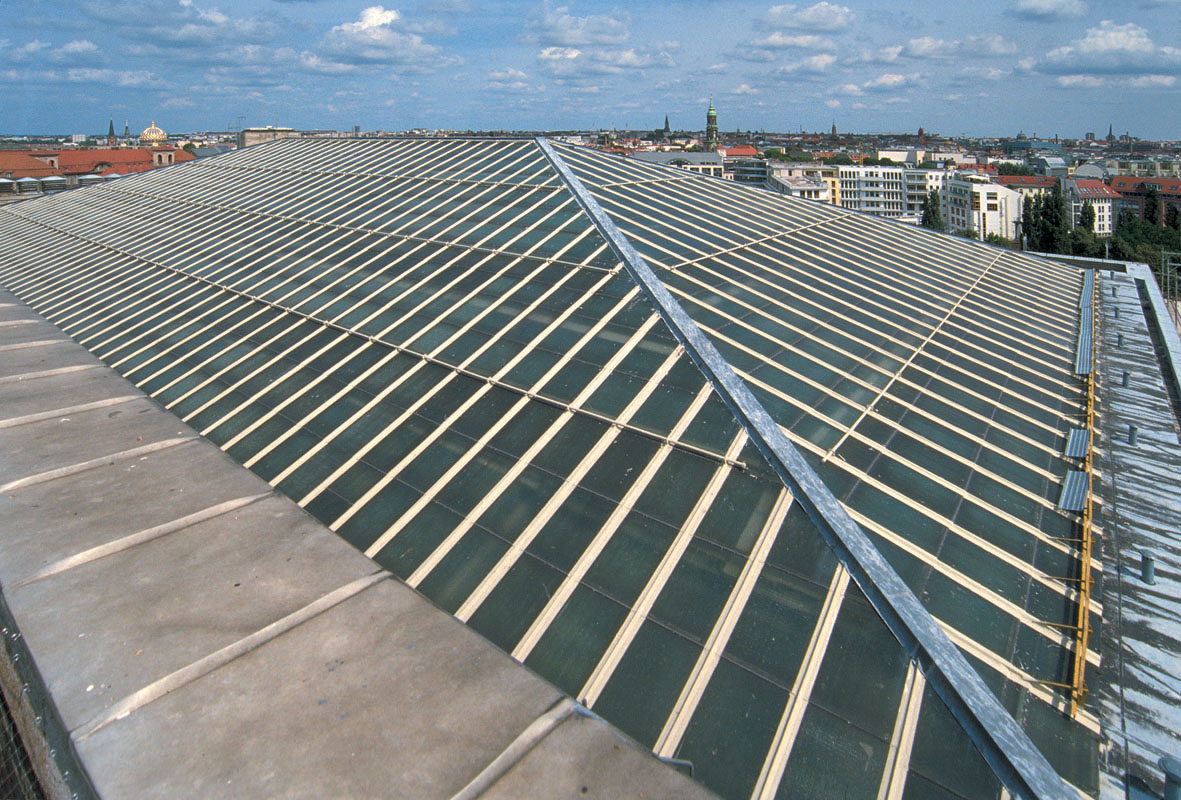 Um Exponate zu schützen, wurden Glasdächer des Museums mit Triflex Flüssigkunststoff abgedichtet.