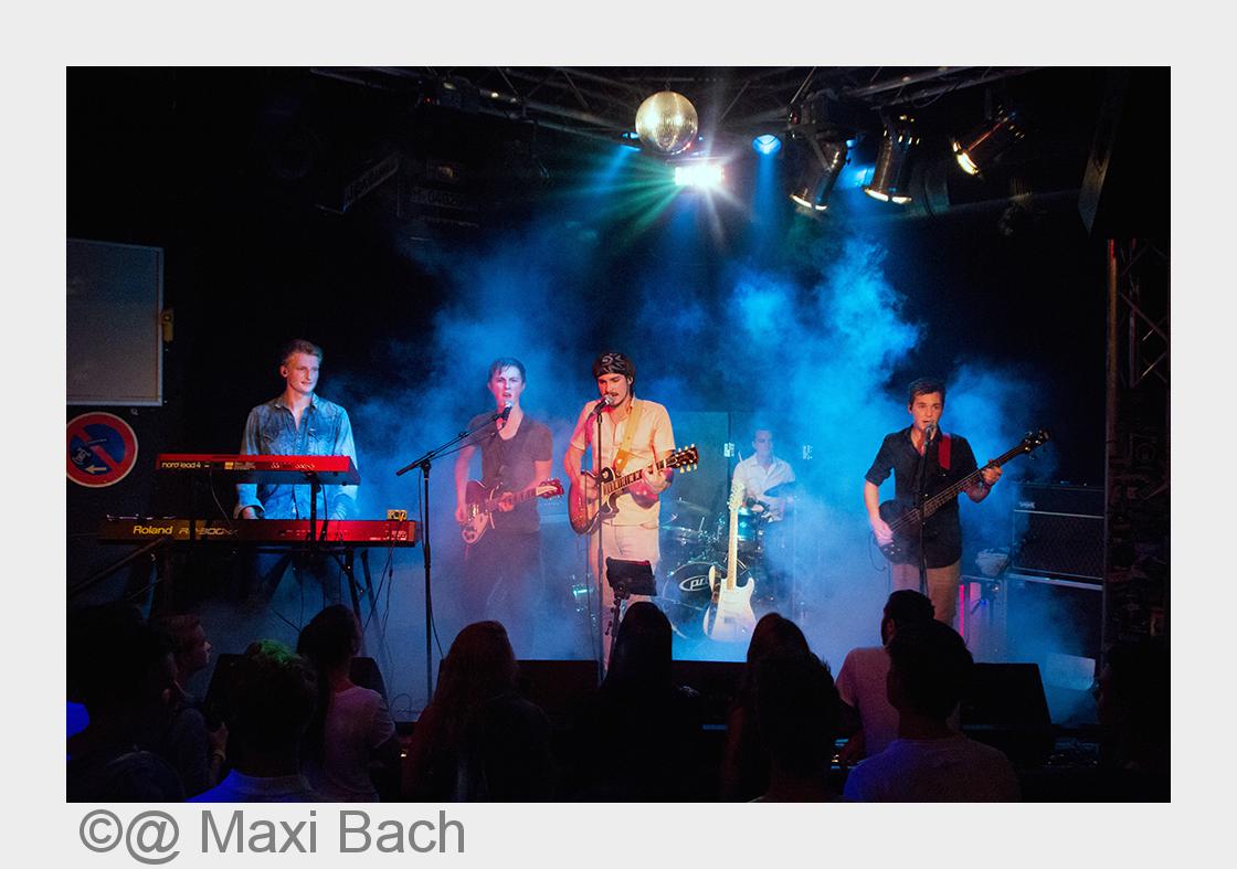 Strays in der Garage Deluxe beim Debüt Konzert (Bildquelle: @ Maxi Bach)
