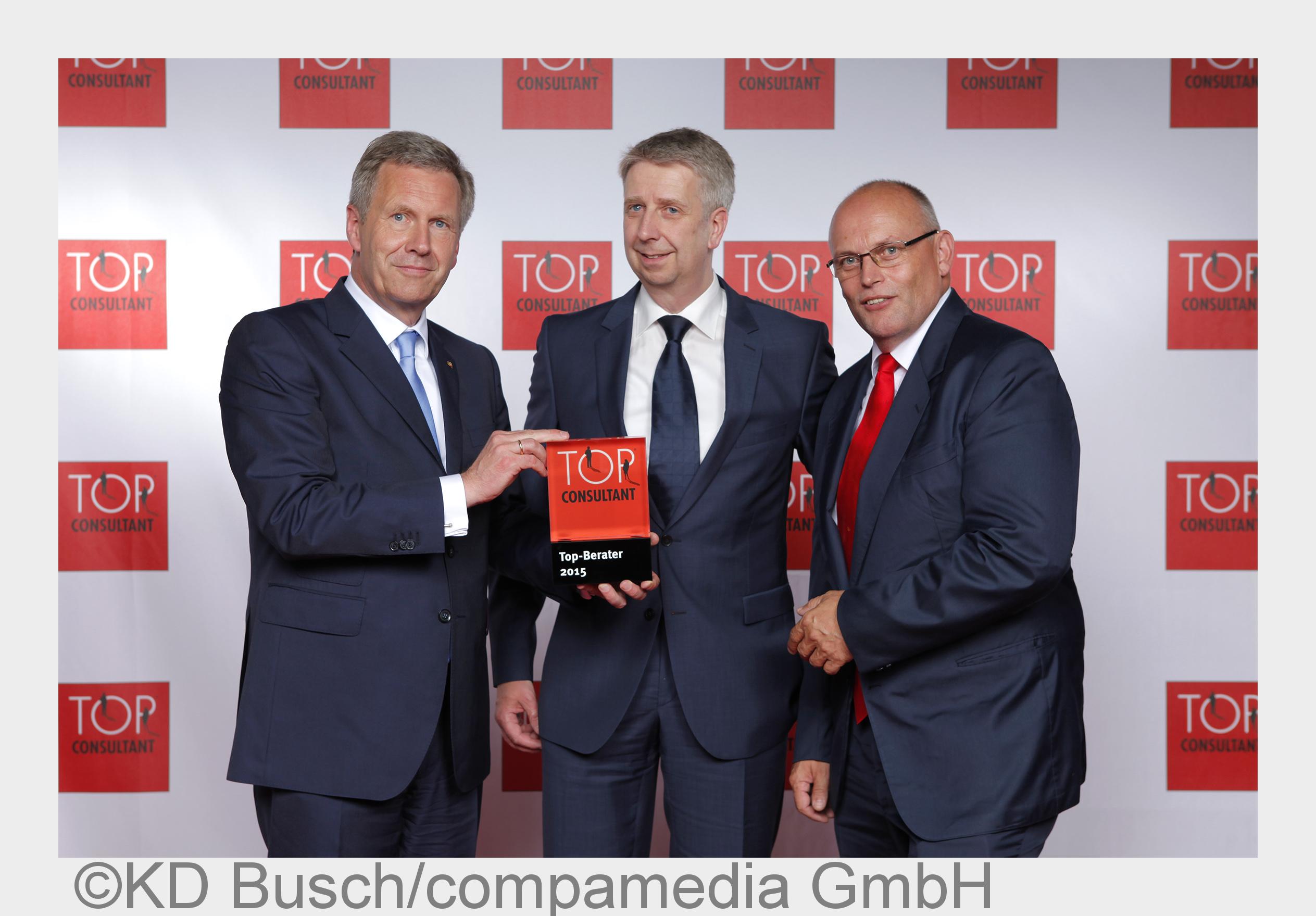 Bundespräsident a.D. Christian Wulff, Gründer der CAPERA Gruppe Frank Quathamer und Bernd Rose (Bild
