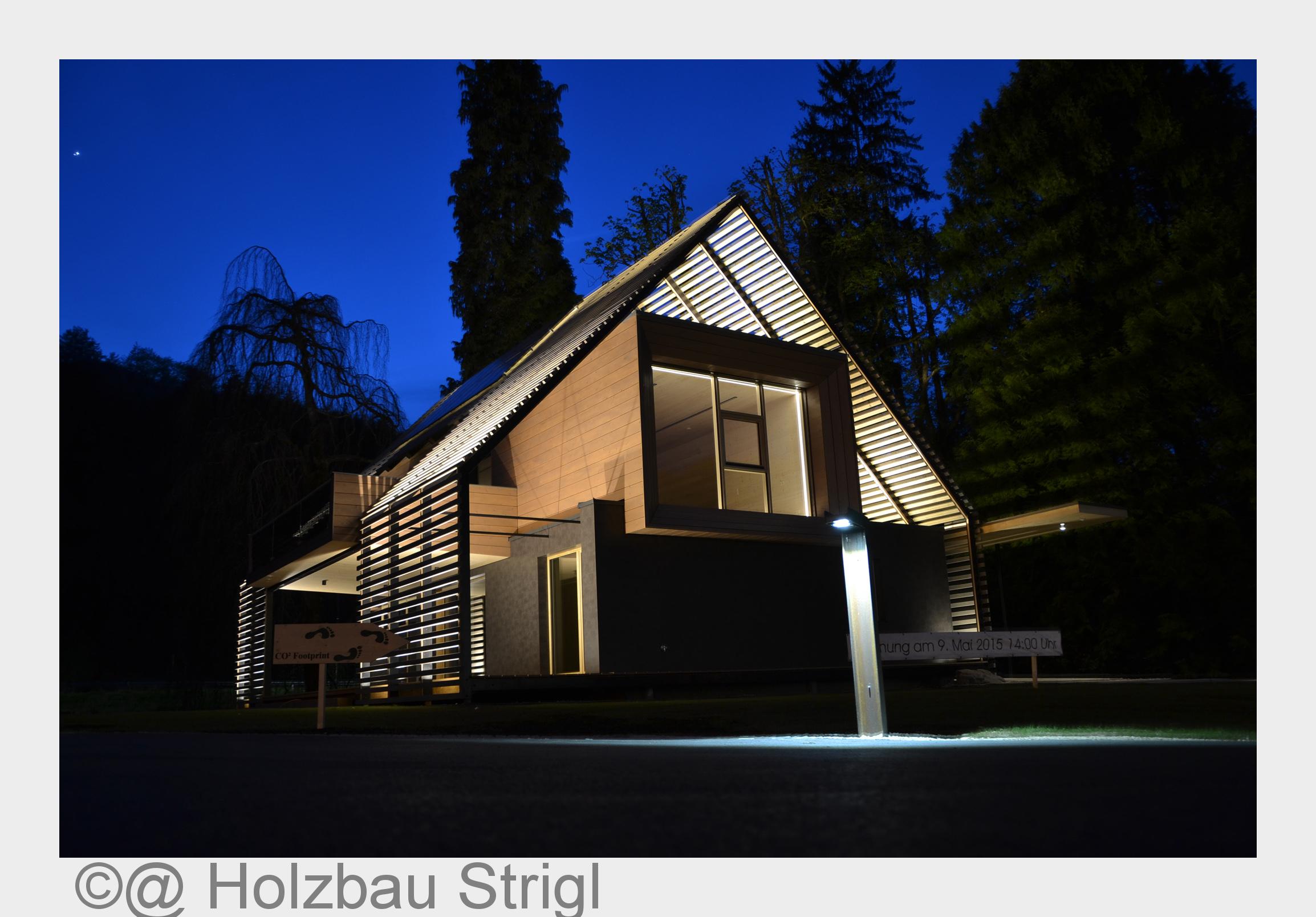 Das Passivhaus Eisenstraße wurde zum Teil aus nachhaltigen CLT-Elementen gefertigt. (Bildquelle: @ H