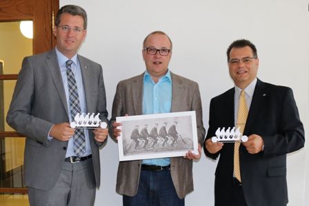 Übergabe OB Opel-Brüder Übergabe OB Opel-Brüder