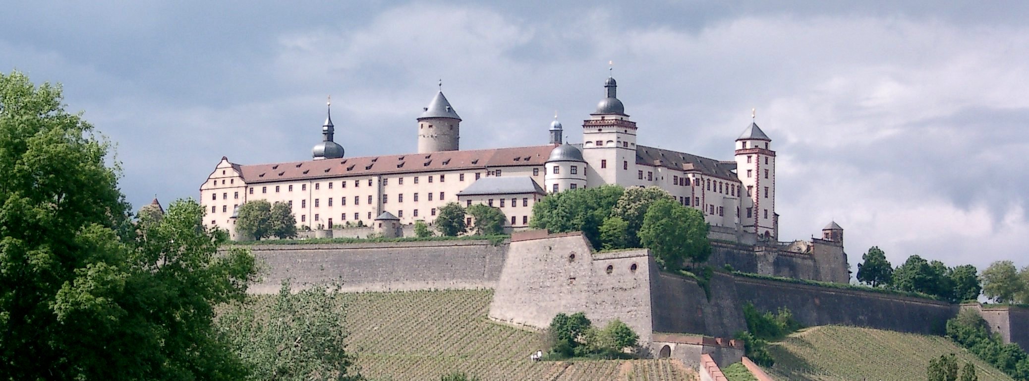 Feste Marienberg hochüber Würzburg: der Tagungsort Feste Marienberg hochüber Würzburg: der Tagungsort