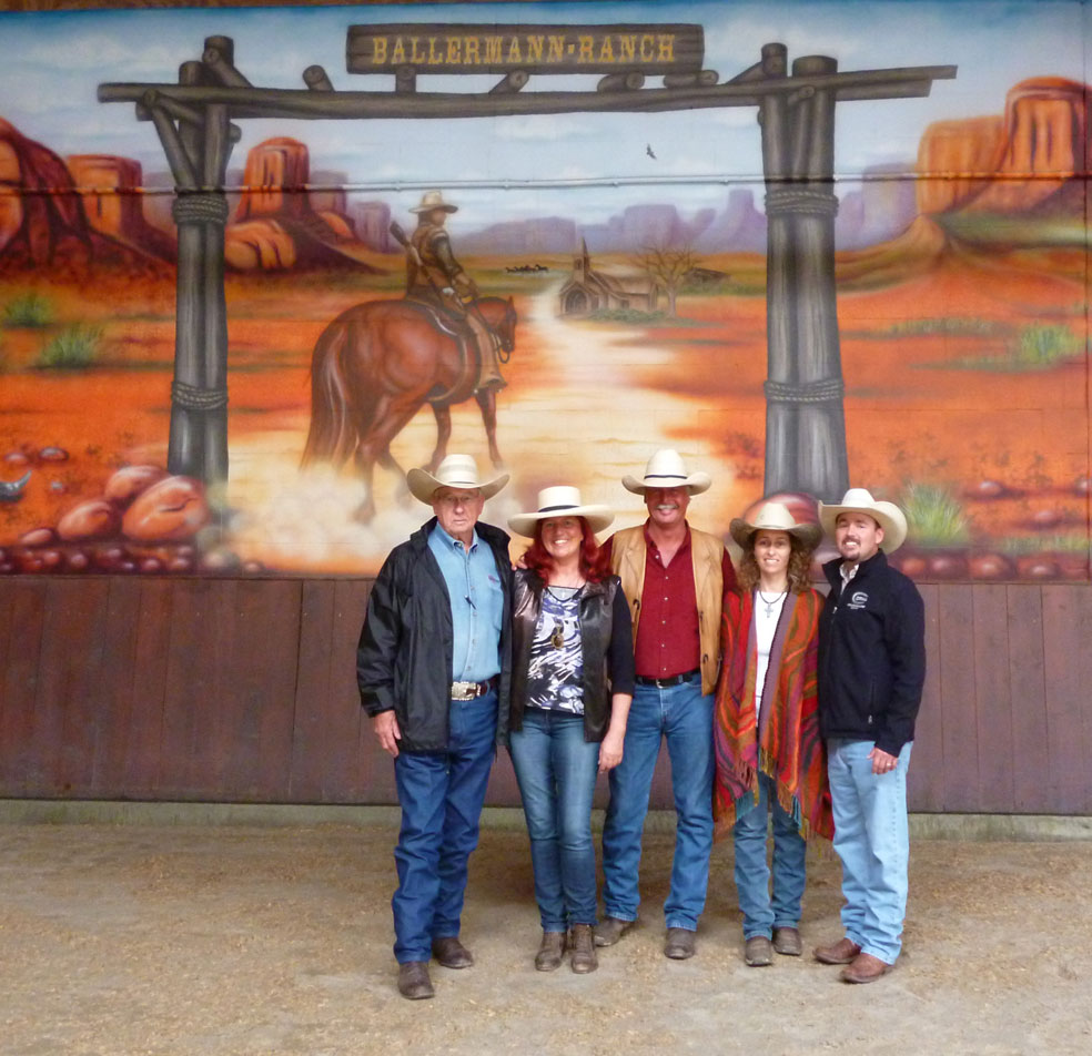 vlnr. Joe Armstrong, Annette u. AndréEngelhardt, Stacy u. Jesse Westfall vlnr. Joe Armstrong, Annette u. AndréEngelhardt, Stacy u. Jesse Westfall