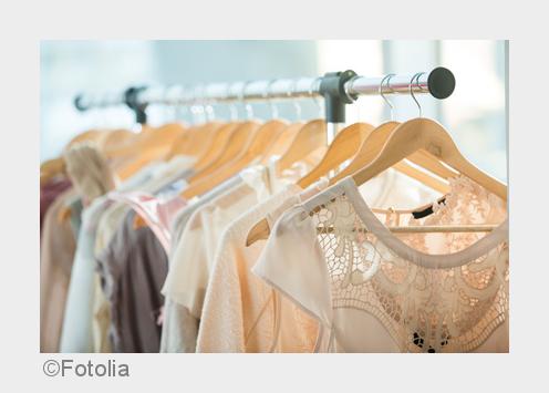 Kleiderschrank neu organisieren (Bildquelle: Fotolia) Kleiderschrank neu organisieren (Bildquelle: Fotolia)