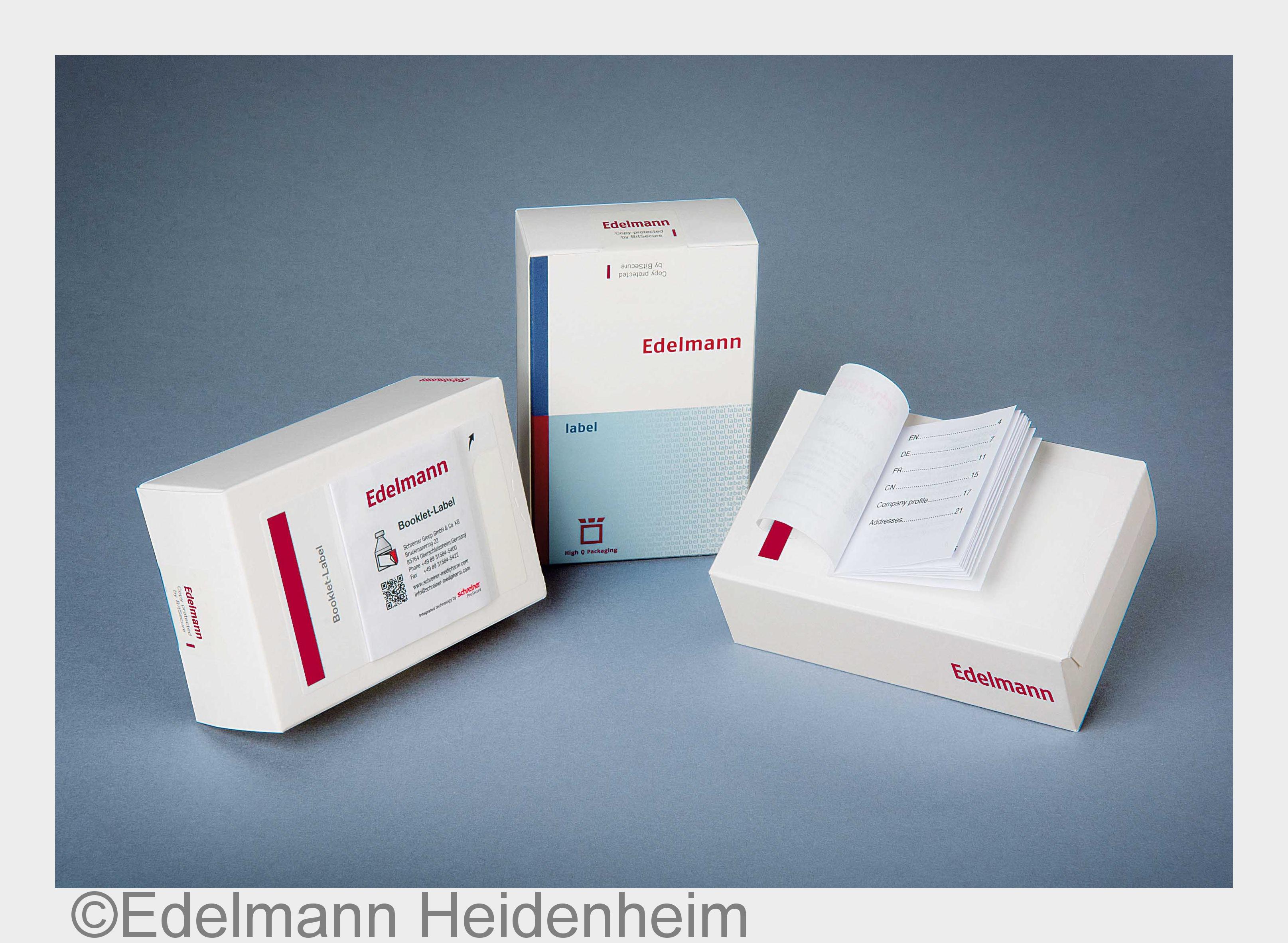 Booklet-Label, bei der eine Zweitversion der Packungsbeilage auf die Faltschachtel appliziert wird. Booklet-Label, bei der eine Zweitversion der Packungsbeilage auf die Faltschachtel appliziert wird.