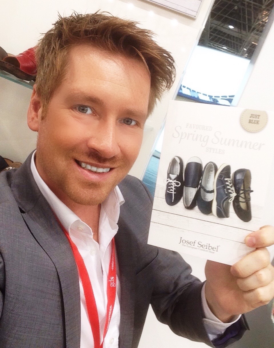 Kay Zimmer, Chef von schuhplus - Schuhe inÜbergrößen, auf der Internationalen Schuhmesse GDS. Kay Zimmer, Chef von schuhplus - Schuhe inÜbergrößen, auf der Internationalen Schuhmesse GDS.