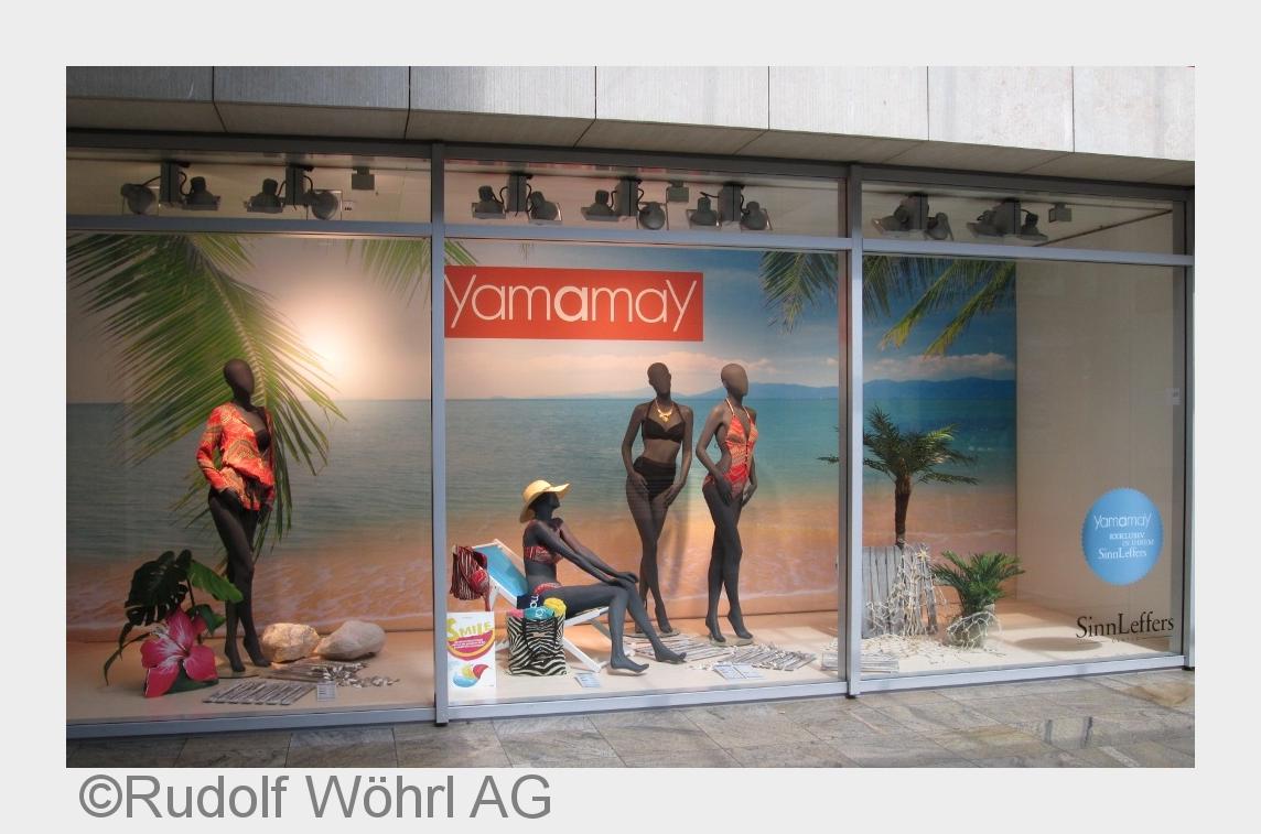 Die aktuelle Sommerkollektion von YAMAMAY in der SinnLeffers Filiale Oberhausen. (Bildquelle: Rudolf Die aktuelle Sommerkollektion von YAMAMAY in der SinnLeffers Filiale Oberhausen. (Bildquelle: Rudolf