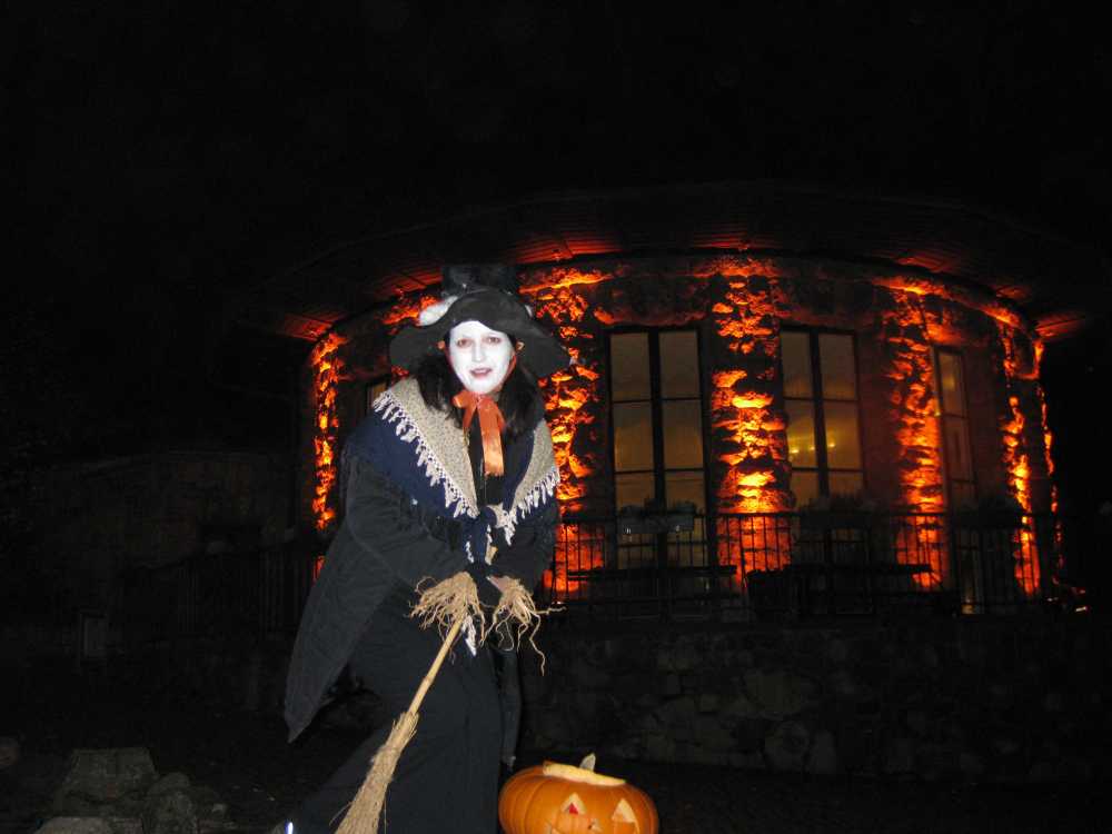 Feelloween im Feengrottenpark