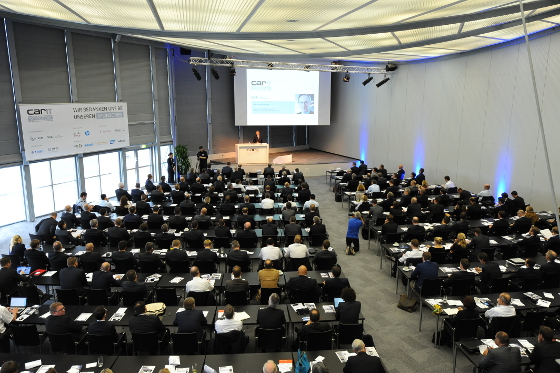 Über 500 Teilnehmer diskutieren auf dem carIT-Kongress 2015 die Zukunft der Mobilität.