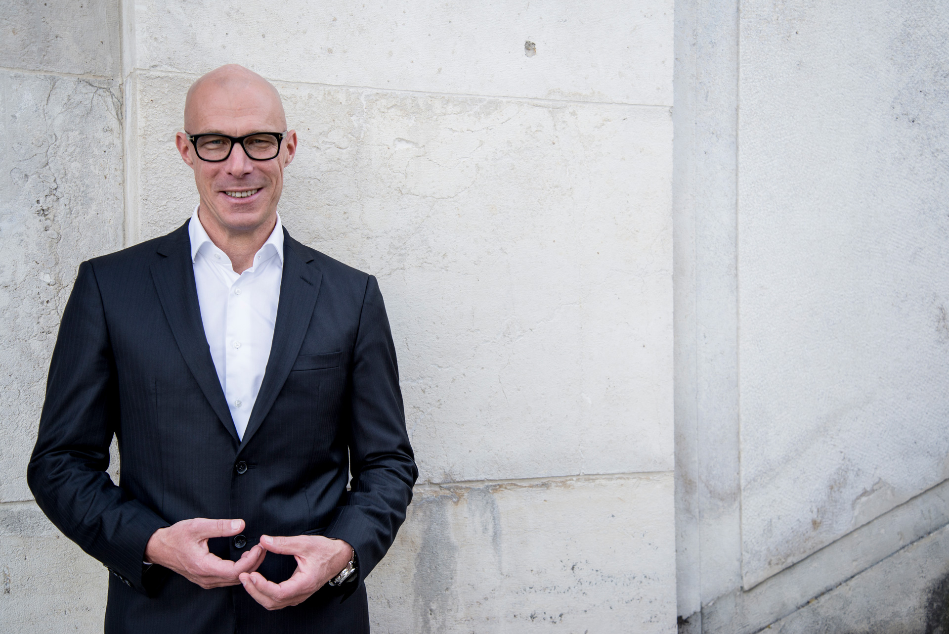 Nicholas Pesch?New Management Spirit