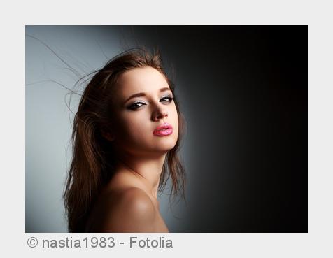 Pflegetipps für die Haare von Daniel Schmid Frisöre in Reutlingen und Metzingen. (Bildquelle:©nastia Pflegetipps für die Haare von Daniel Schmid Frisöre in Reutlingen und Metzingen. (Bildquelle:©nastia