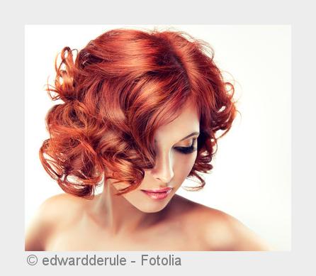 Die Trendfarbe Rot: Sie harmoniert mit jedem Haartyp. (Bildquelle:©edwardderule - Fotolia) Die Trendfarbe Rot: Sie harmoniert mit jedem Haartyp. (Bildquelle:©edwardderule - Fotolia)