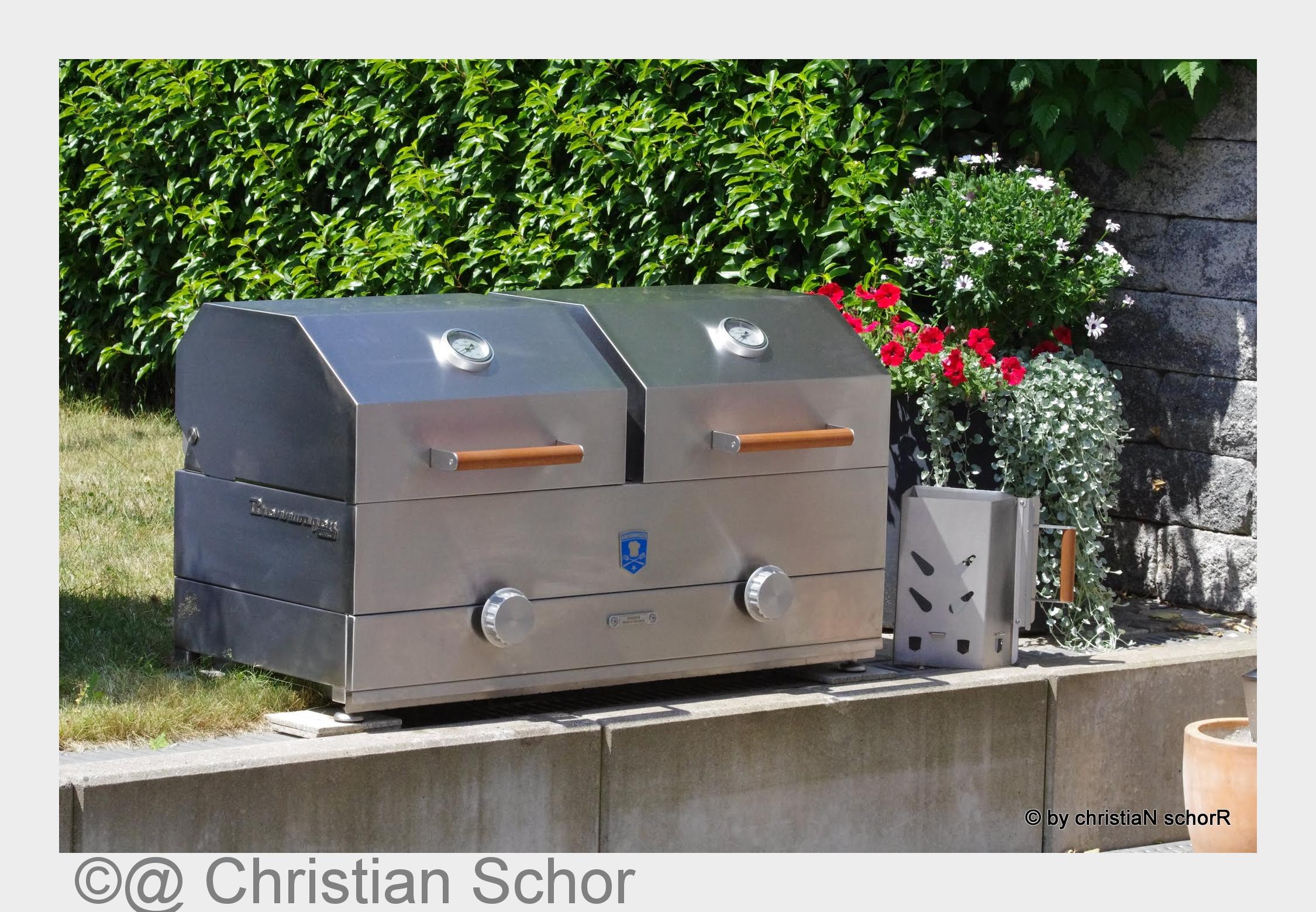 GT1200 Built-In Holzkohle (Bildquelle: @ Christian Schor) GT1200 Built-In Holzkohle (Bildquelle: @ Christian Schor)