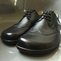 In Schwarz oder Braun und in drei Modellvarianten - die neuen Business-Barfußschuhe von Senmotic In Schwarz oder Braun und in drei Modellvarianten - die neuen Business-Barfußschuhe von Senmotic