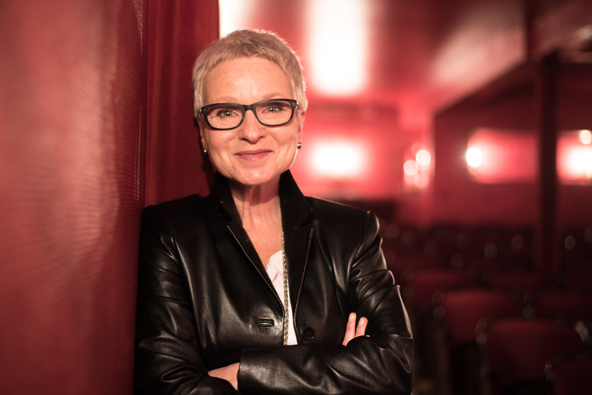 Schaffen sich Vorträge im Zeitalter 4.0 von selber ab? Dieser Frage stellt sich Esther Schweizer Schaffen sich Vorträge im Zeitalter 4.0 von selber ab? Dieser Frage stellt sich Esther Schweizer