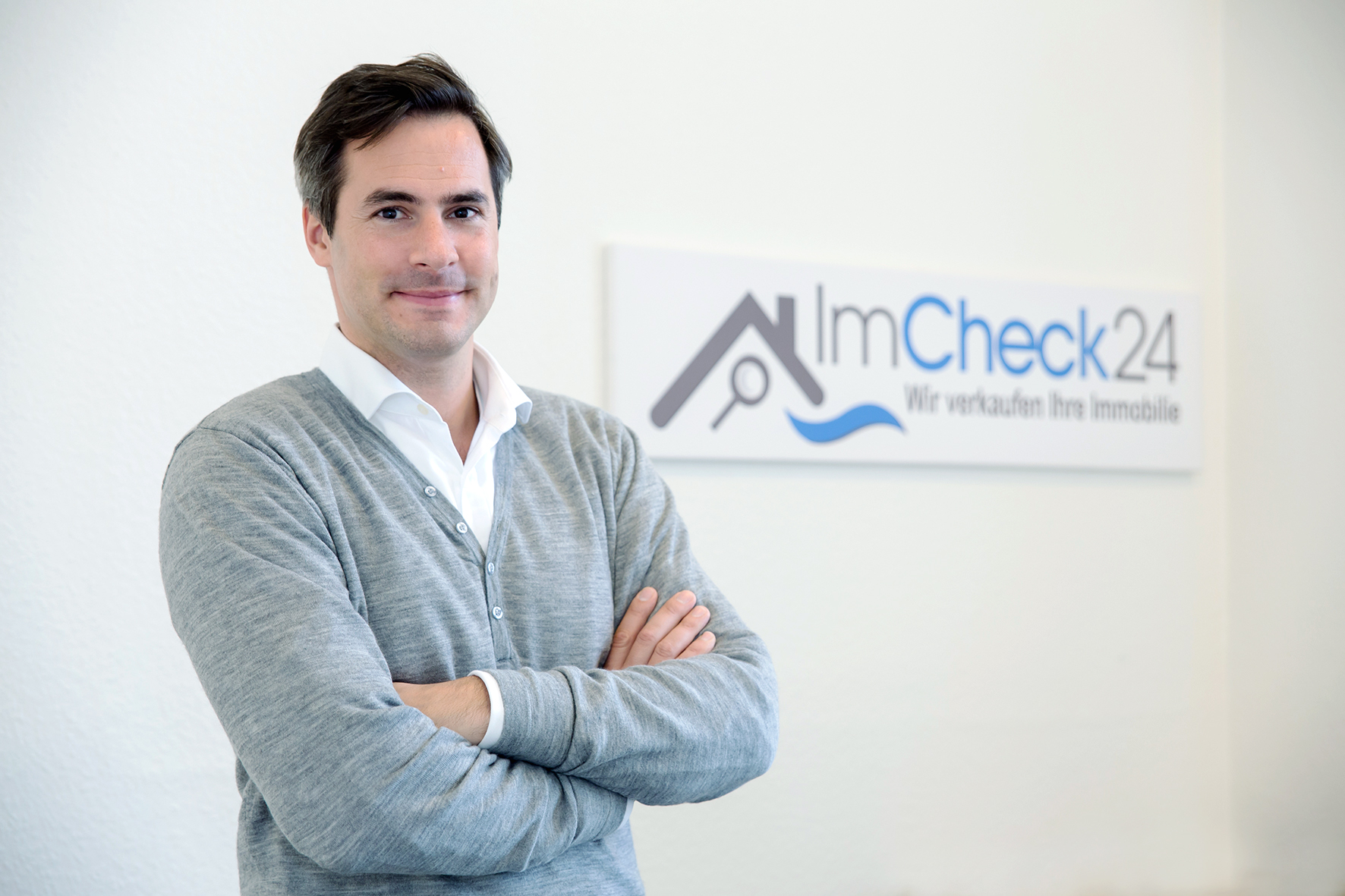 Nikolai Roth, Gründer und Geschäftsführer von ImCheck24 Nikolai Roth, Gründer und Geschäftsführer von ImCheck24