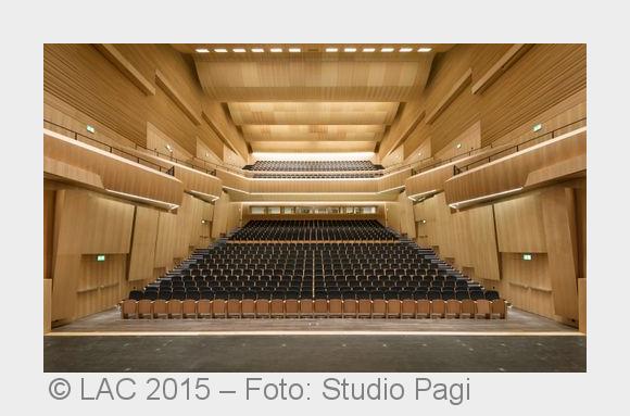 Theater- und Konzertsaal des LAC, Blick von der Bühne (Bildquelle:©LAC 2015?Foto: Studio Pagi) Theater- und Konzertsaal des LAC, Blick von der Bühne (Bildquelle:©LAC 2015?Foto: Studio Pagi)