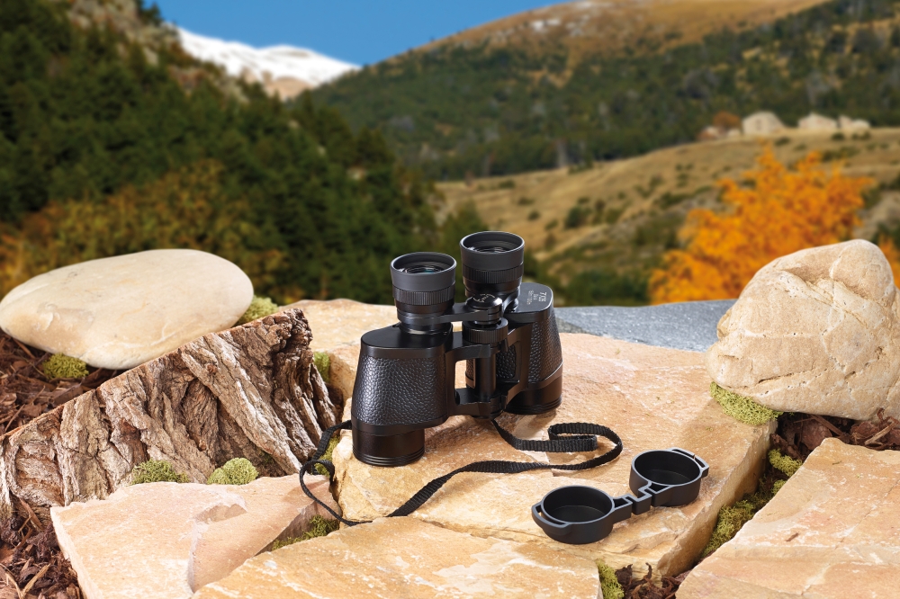 Zavarius High-End-Fernglas FG-350.b91, 7 x 35, 91% Transmission, www.pearl.de