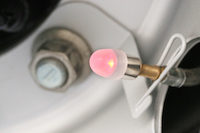 Flexible Reifendruck-Kontrolle mit LED Reifendrucksensoren Flexible Reifendruck-Kontrolle mit LED Reifendrucksensoren