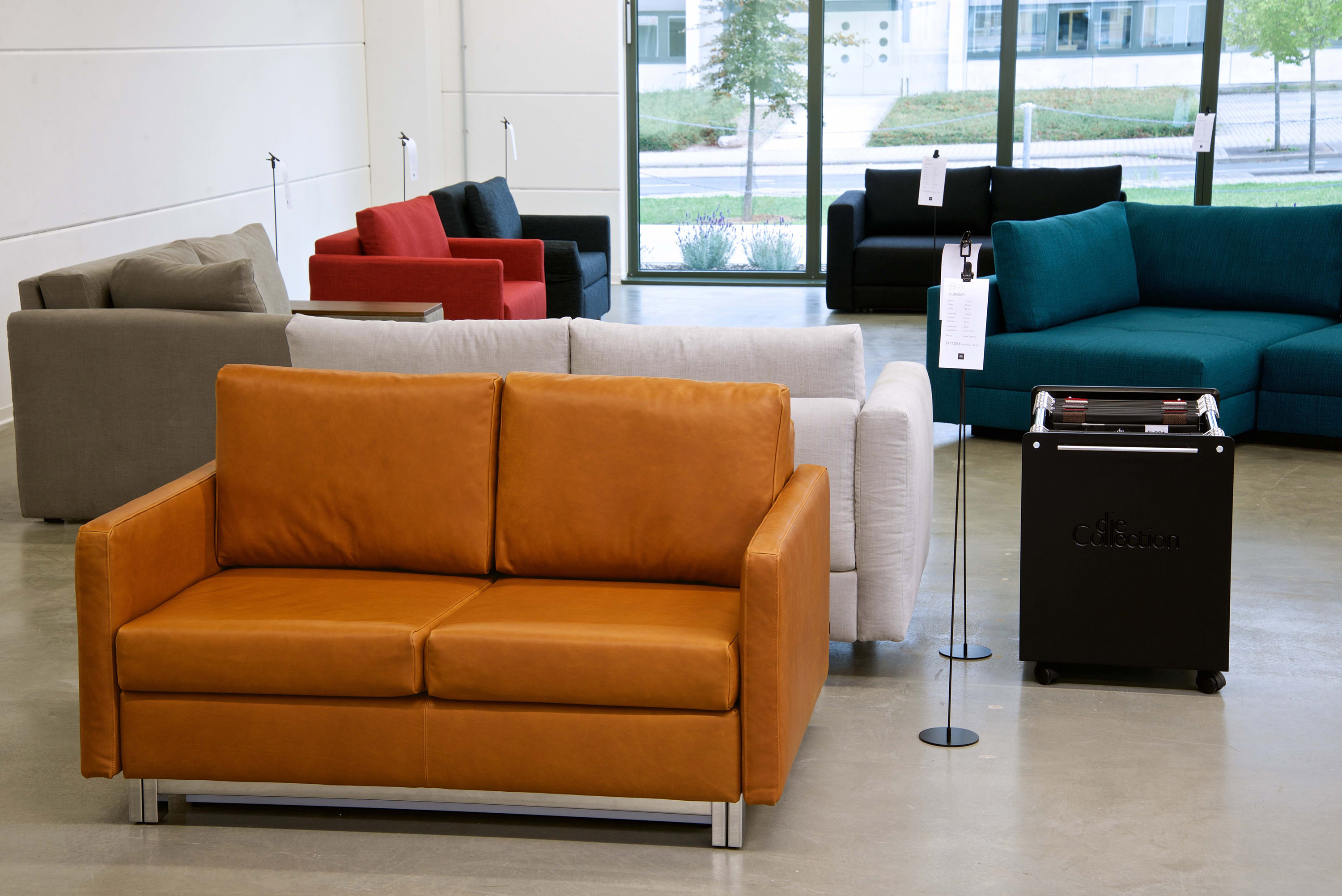 Sofa Couture eröffnet Showroom für hochwertige Schlafsofas und Schlafsessel bei Frankfurt am Main. Sofa Couture eröffnet Showroom für hochwertige Schlafsofas und Schlafsessel bei Frankfurt am Main.