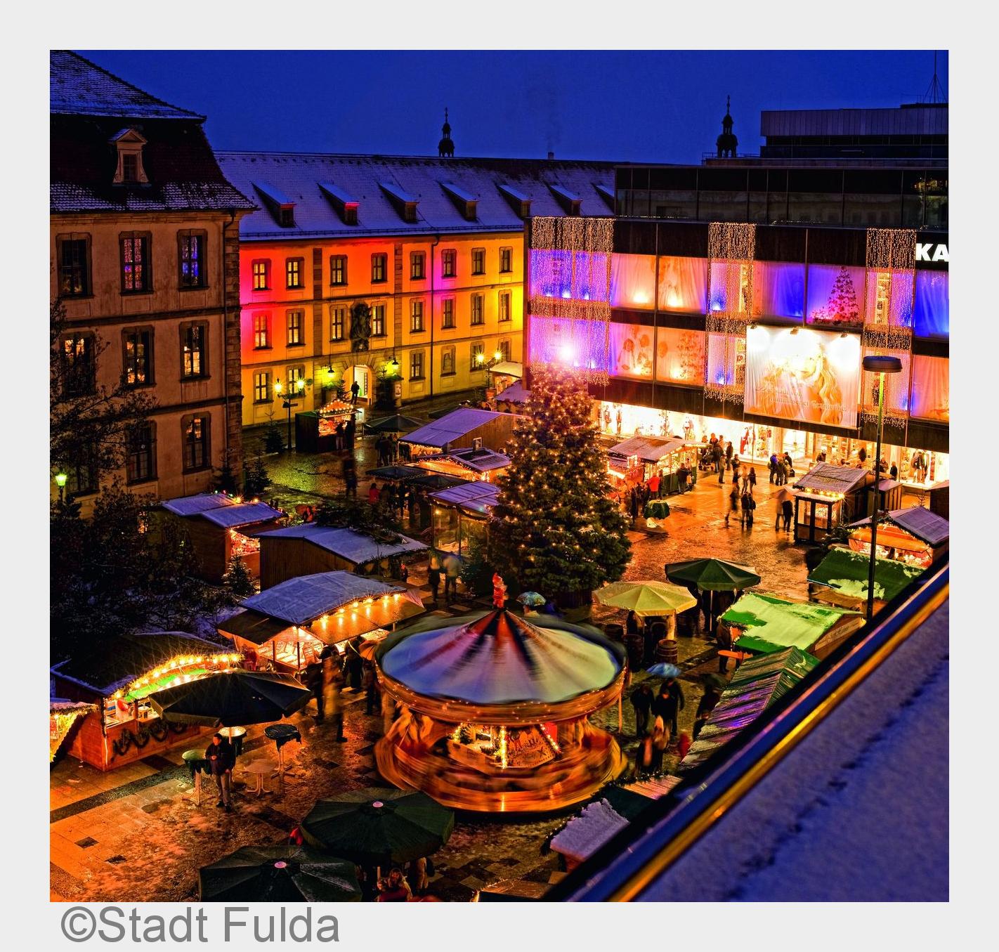 Fulda mit seinem Weihnachtsmarkt in der Innenstadt (Bildquelle: Stadt Fulda)
