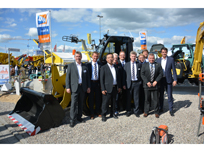 Langjährige Partner: Yanmar und HKL BAUMASCHINEN. Langjährige Partner: Yanmar und HKL BAUMASCHINEN.