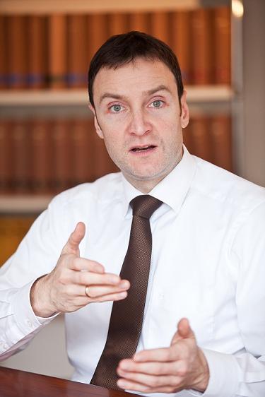 Rechtsanwalt Marius Breucker aus der Stuttgarter Kanzlei Wüterich Breucker Rechtsanwalt Marius Breucker aus der Stuttgarter Kanzlei Wüterich Breucker
