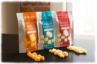 Moon Cheese Trockenkäsesnackprodukt von EnWave Moon Cheese Trockenkäsesnackprodukt von EnWave