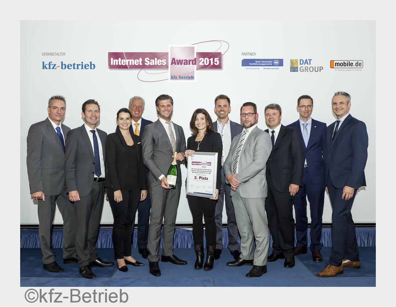 Die Gewinner des Internet Sales Award 2015 (Bildquelle: kfz-Betrieb) Die Gewinner des Internet Sales Award 2015 (Bildquelle: kfz-Betrieb)