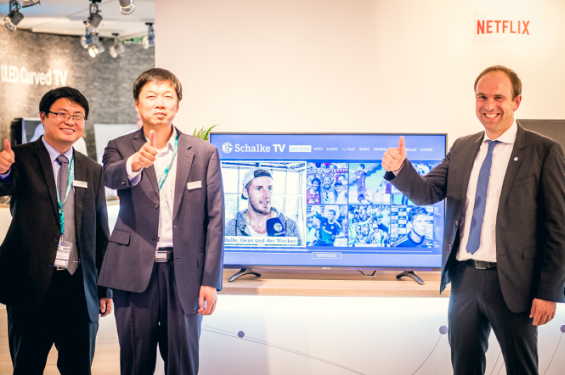 FC Schalke 04 und Hisense: eine Partnerschaft, die begeistert FC Schalke 04 und Hisense: eine Partnerschaft, die begeistert