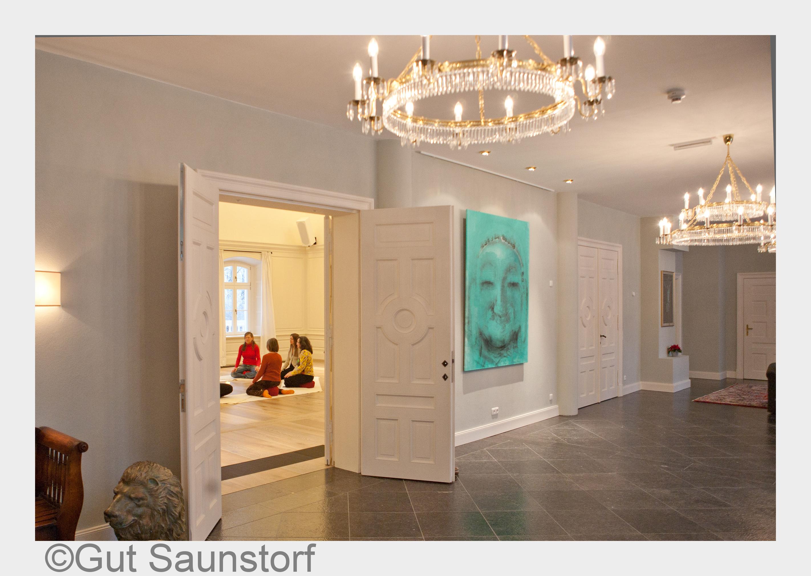 Entspannung durch Meditation: hier auf Gut Saunstorf in Mecklenburg-Vorpommern (Bildquelle: Gut Saun Entspannung durch Meditation: hier auf Gut Saunstorf in Mecklenburg-Vorpommern (Bildquelle: Gut Saun