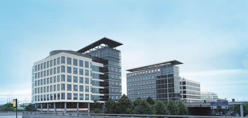 (Foto: Commerz Real AG) Pariser Büroimmobilie"Portes de France"