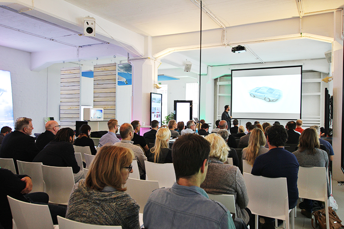 Die ePages Academy im Digital Signage Innovation Center war sehr gut besucht. Die ePages Academy im Digital Signage Innovation Center war sehr gut besucht.