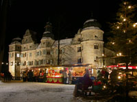 Frankenwald Tourismus - Weihnachtsmarkt im Wasserschloss Mitwitz Frankenwald Tourismus - Weihnachtsmarkt im Wasserschloss Mitwitz