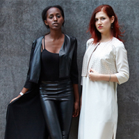 SOULFASHION - Mode auf die Ohren (Foto Ana Druga l Models Yolanda Beirao & Klara Kamm) SOULFASHION - Mode auf die Ohren (Foto Ana Druga l Models Yolanda Beirao & Klara Kamm)