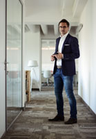 Xavier Sarras (Foto: zerotwonine, frei zur Veröffentlichung bei Namensnennung) Xavier Sarras (Foto: zerotwonine, frei zur Veröffentlichung bei Namensnennung)