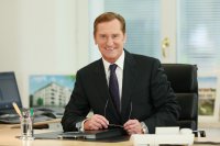 Dr. Josef L. Kastenberger, Geschäftsführender Inhaber und Alleingesellschafter der JK Wohnbau GmbH Dr. Josef L. Kastenberger, Geschäftsführender Inhaber und Alleingesellschafter der JK Wohnbau GmbH