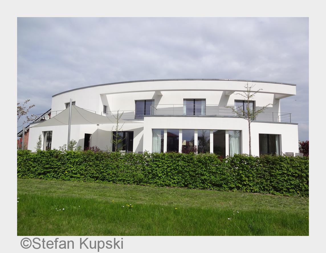 Einfamilienhaus in Kühlungsborn mit zertifizierten Fensterkanteln aus Malaysia. (Bildquelle: Stefan Einfamilienhaus in Kühlungsborn mit zertifizierten Fensterkanteln aus Malaysia. (Bildquelle: Stefan