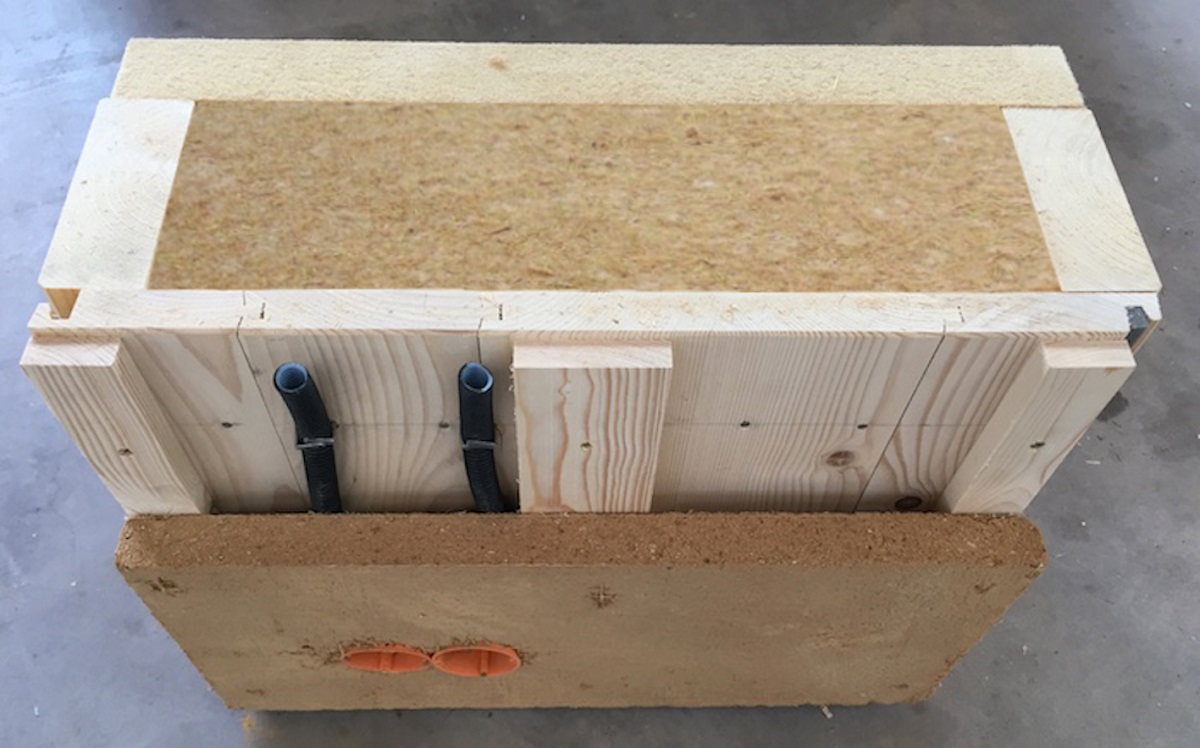 Holzrahmenbauwand - Luftdicht - Leim, Folien und schadstofffrei ! Holzrahmenbauwand - Luftdicht - Leim, Folien und schadstofffrei !