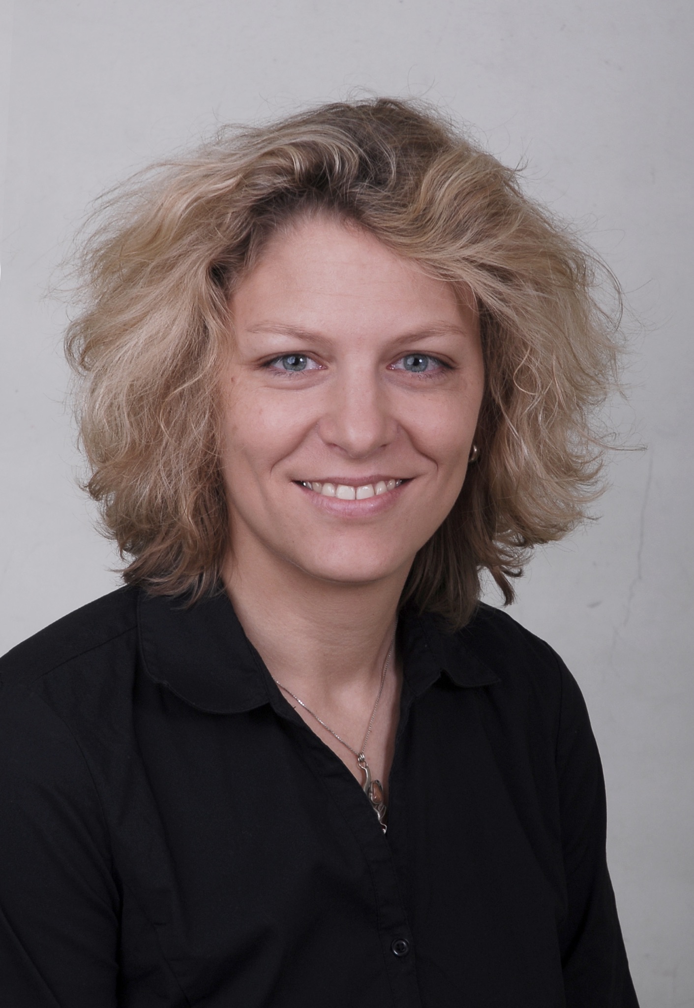 Nicole Dunkel, Tintri