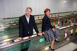 Kinderdörfer - Fahrtreppe Kinderdörfer - Fahrtreppe