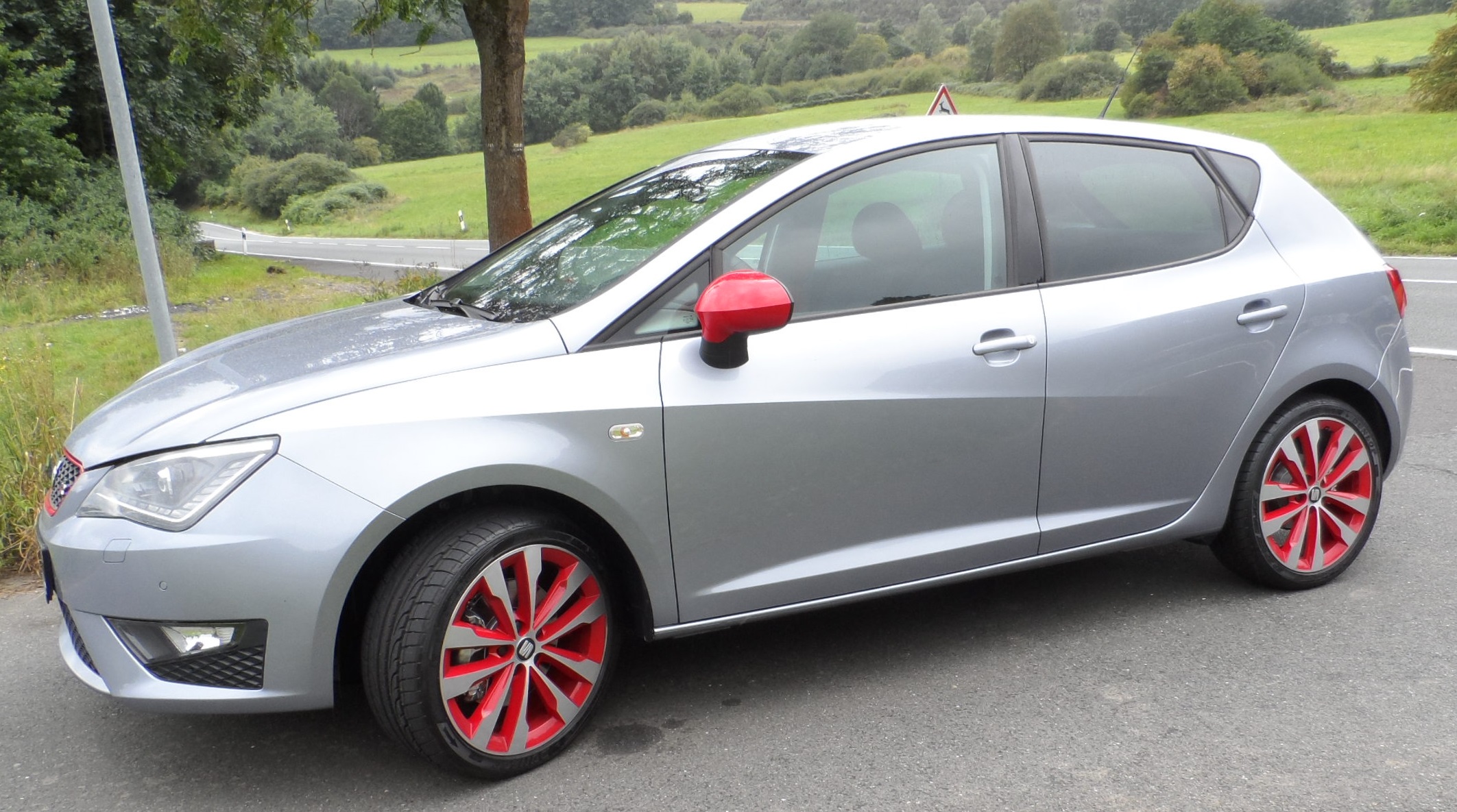 Sportlicher Look, der Seat Ibiza in FR-Version während des Tests. (Foto: presseweller) Sportlicher Look, der Seat Ibiza in FR-Version während des Tests. (Foto: presseweller)